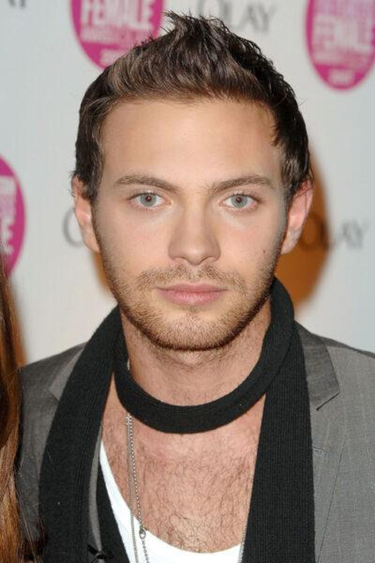 La_star_di_EastEnders_Matt_Di_Angelo_Ps6WItbIef - Confidenze24 Source: Cover Images - - Alesha ha smentito le voci su una relazione con Matt