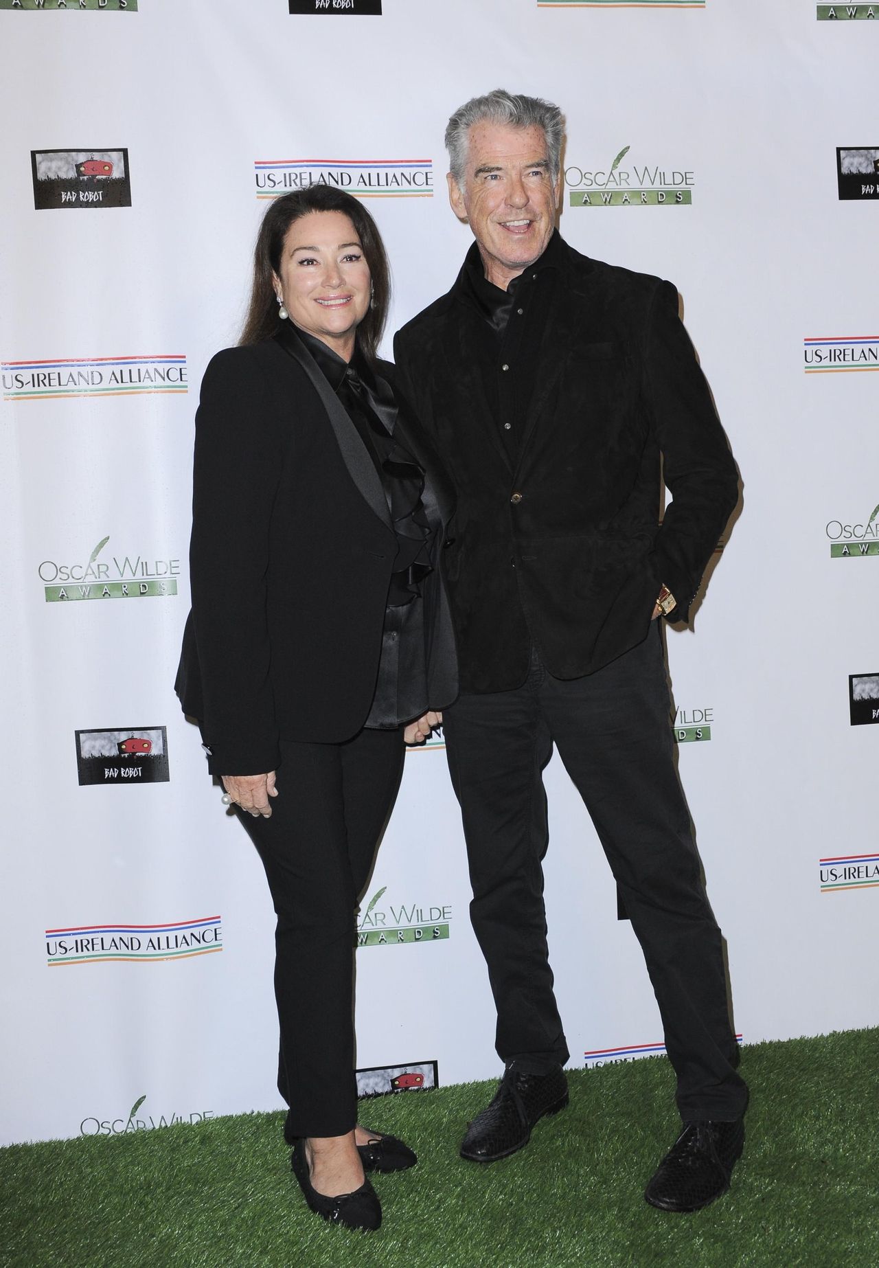 La_storia_di_Isabella_e_la_sua_famiglia_A9BWFmJ9fu - Confidenze24 Source: Elizabeth Goodenough - Everett Collection - Pierce Brosnan e Keely Shaye Smith