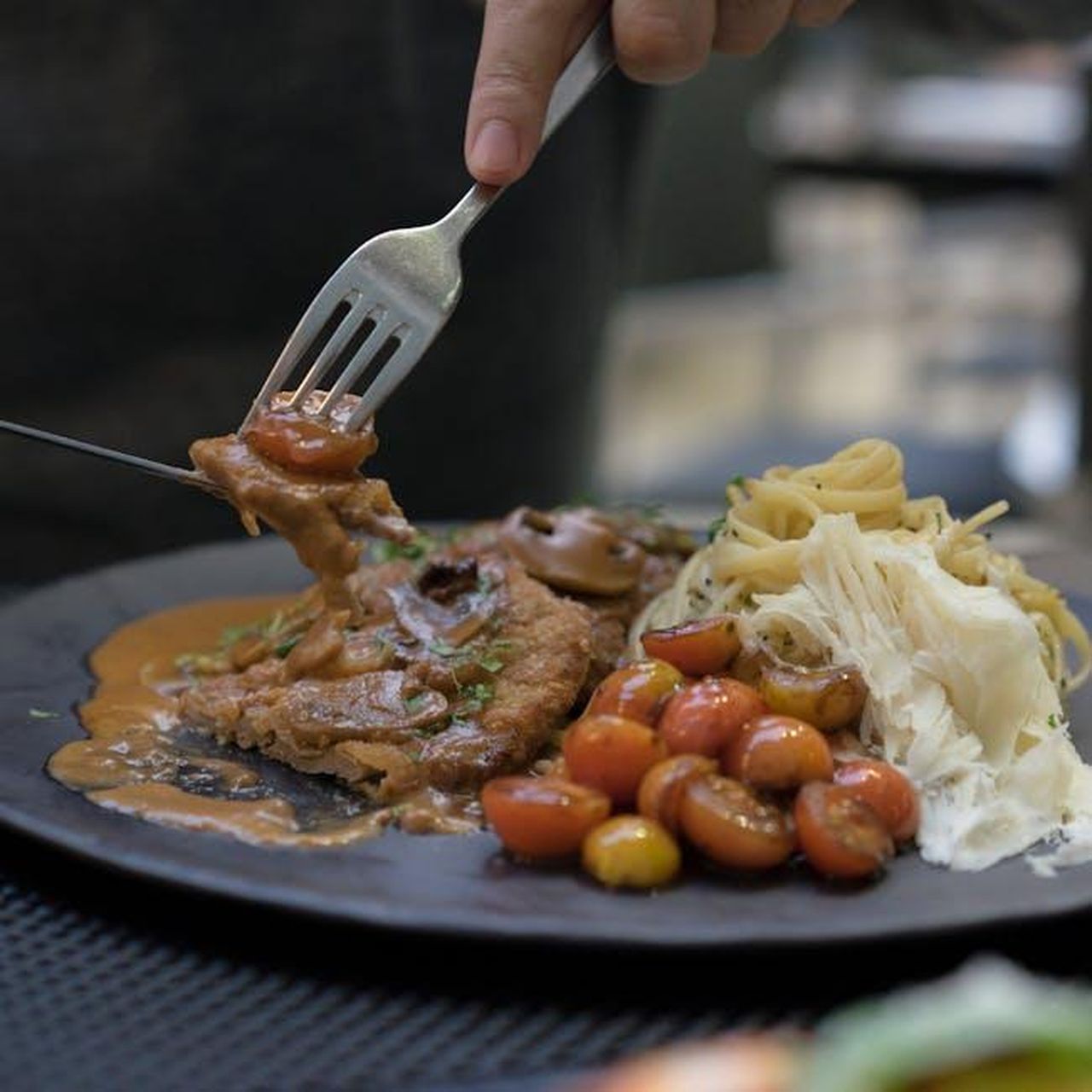 La_trasformazione_della_ricetta_classica_BNDf36qHAW - Confidenze24 Source: Mahmoud Salem - pexels -
