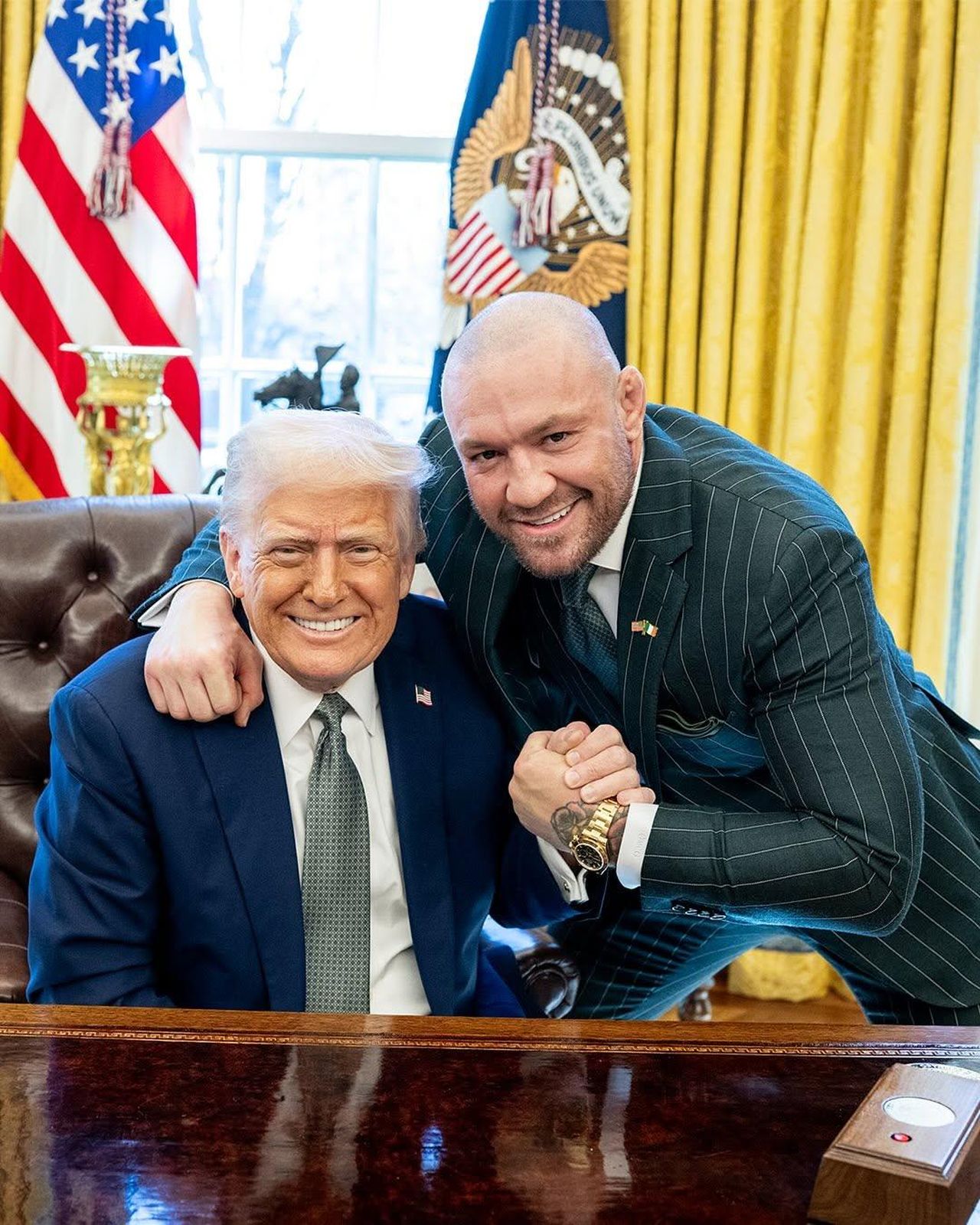 La_visita_di_McGregor_alla_Casa_Bianca_CUSho1DpyE - Confidenze24 Source: White House - Instagram - Conor McGregor alla Casa Bianca