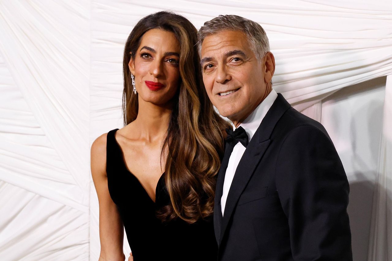 La_vita_di_George_e_Amal_a_New_York_gprMJeQFuD - Confidenze24 Source: Taylor Hill/FilmMagic - Closer Weekly - George Clooney è il 'più felice che sia mai stato' amid Broadway debut