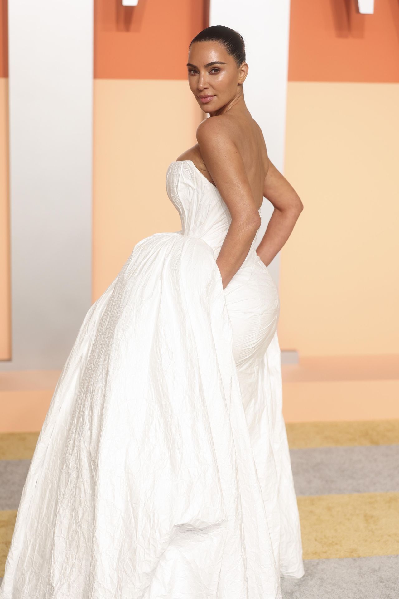 Labito_di_Kim_Kardashian_al_Vanity_Fair_Oscar_Party_2025_eLIu0Klart - Confidenze24 Source: Christopher Polk/Variety - SheKnows - Kim Kardashian al Vanity Fair Oscar Party 2025