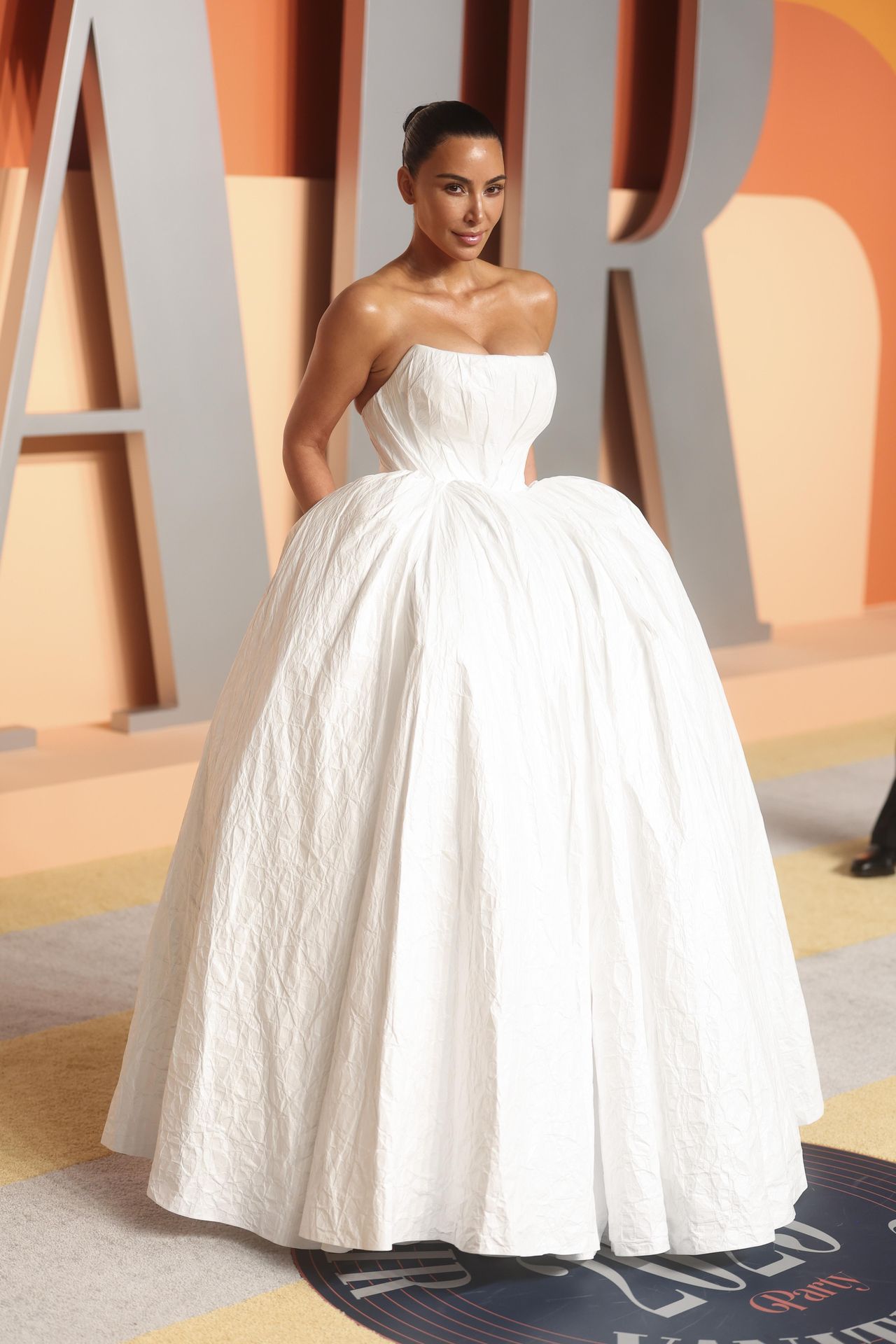 Labito_di_Kim_Kardashian_al_Vanity_Fair_Oscar_Party_2025_o4yiiQUzQT - Confidenze24 Source: Christopher Polk/Variety - SheKnows - Kim Kardashian al Vanity Fair Oscar Party 2025