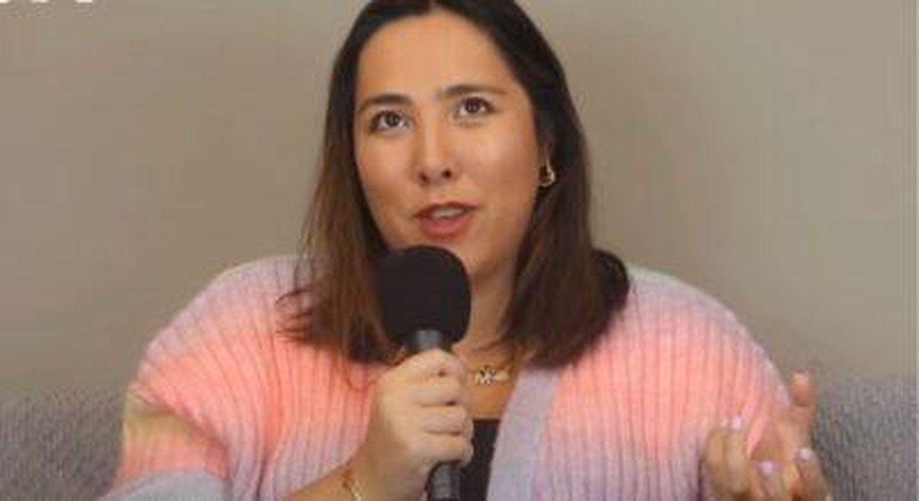 Le_battaglie_di_salute_di_Michelle_Elman_dNiRWC8Pr7 - Confidenze24 Source: In All Honesty / YouTube - - Michelle Elman parla in un podcast