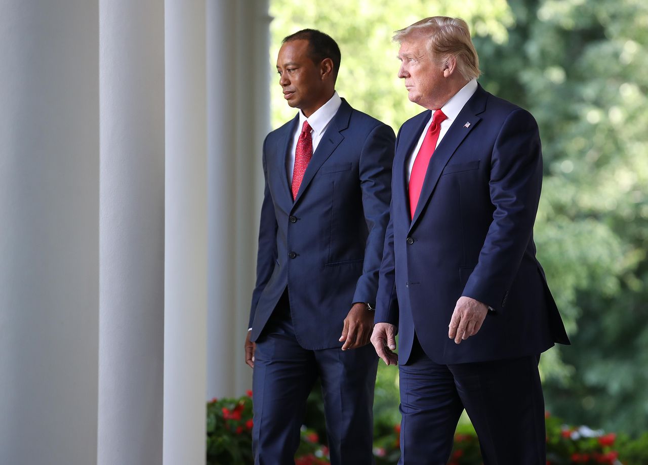 Le_case_di_Tiger_Woods_Vanessa_Trump_e_Donald_Trump_Jr_RGTaOnyhXI - Confidenze24 Source: Getty Images - Getty Images - Donald Trump e Tiger Woods