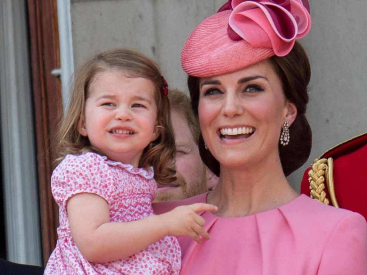 Le_future_scelte_di_moda_di_Kate_Middleton_xkqYc2FhIu - Confidenze24 Le future scelte di moda di Kate Middleton Kate Middleton e Princess Charlotte in coordinato