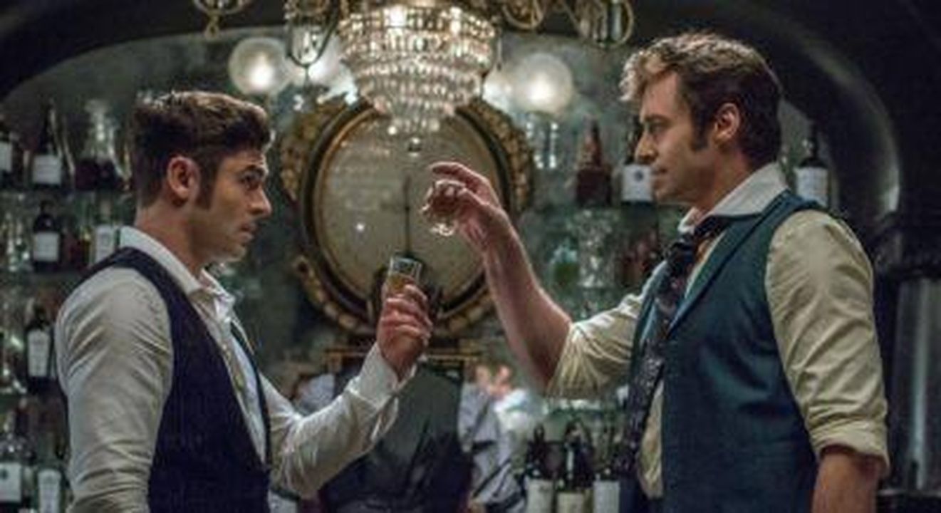 Le_pi_grandi_controversie_di_Zac_Efron_g4V2MHL0A3 - Confidenze24 Source: SplashNews.com - - Zac Efron e Hugh Jackman in The Greatest Showman
