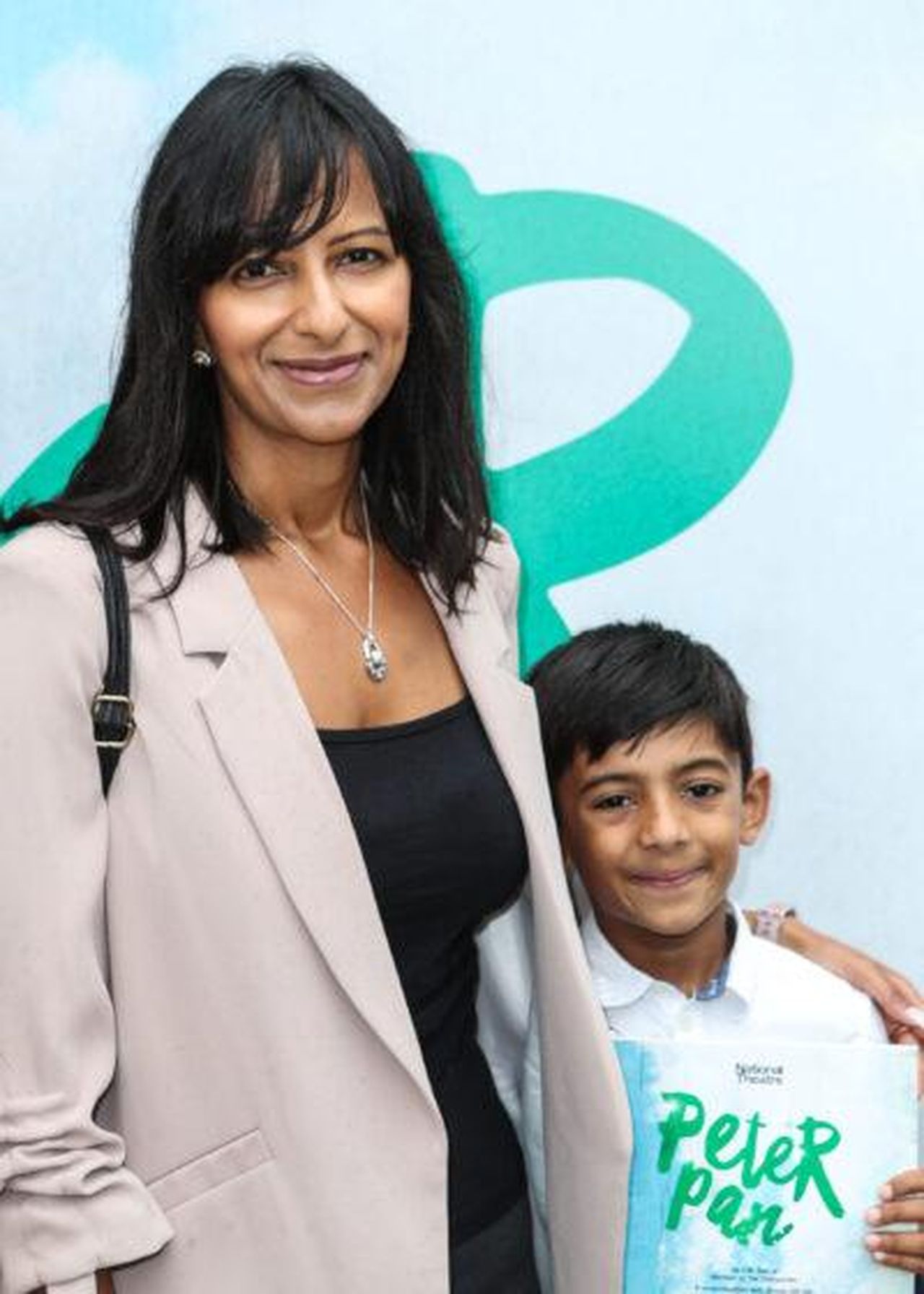 Le_preoccupazioni_di_Ranvir_Singh_sulla_relazione_con_il_figlio_iWyaZipkiS - Confidenze24 Source: Shutterstock - - Ranvir Singh con suo figlio Tushaan