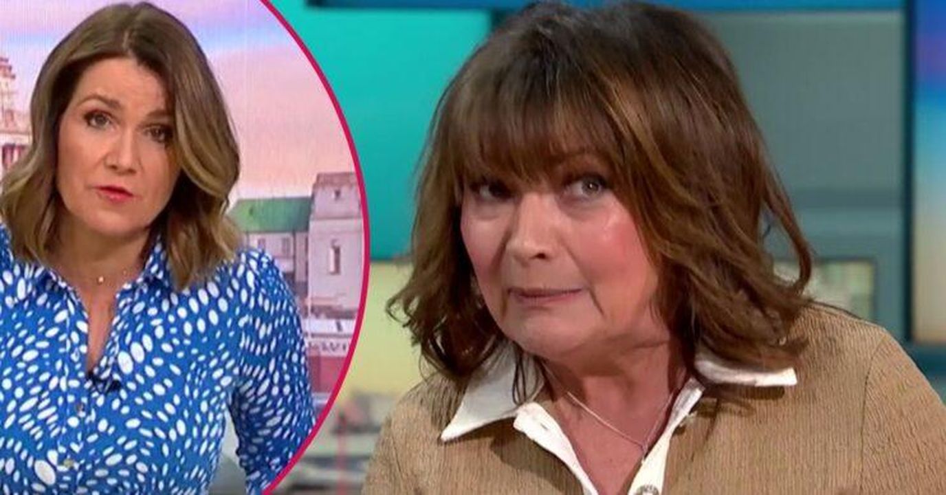 Lorraine_Kelly_si_scusa_dopo_un_errore_in_diretta_TV_q1RiTe93vr - Confidenze24 Lorraine Kelly si scusa dopo un errore in diretta TV Lorraine Kelly appare preoccupata