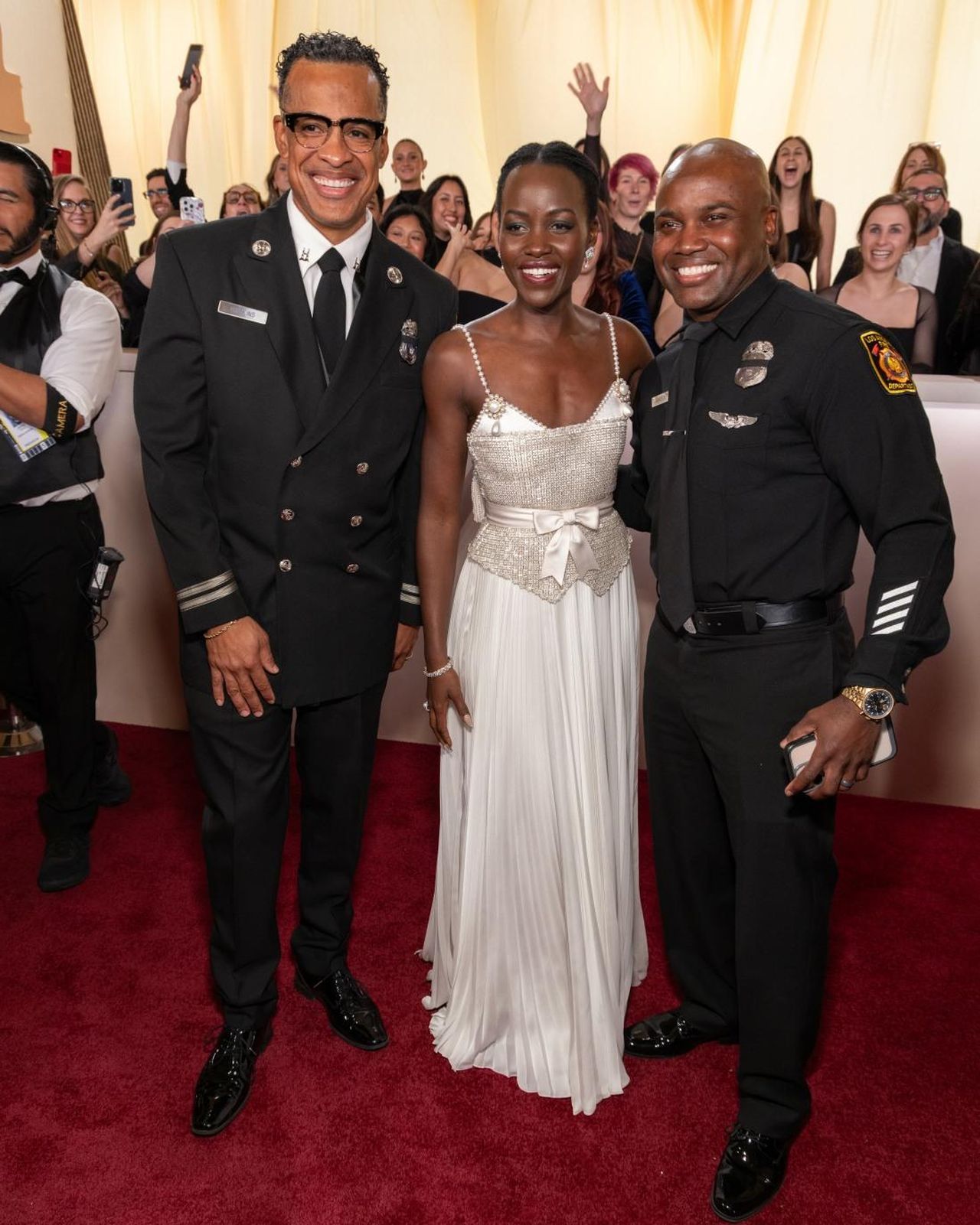Lupita_Nyongo_e_il_suo_abito_Chanel_agli_Oscar_1jJ6ur7pkB - Confidenze24 Lupita Nyong’o e il suo abito Chanel agli Oscar Lupita Nyong’o in abito Chanel agli Oscar 2025