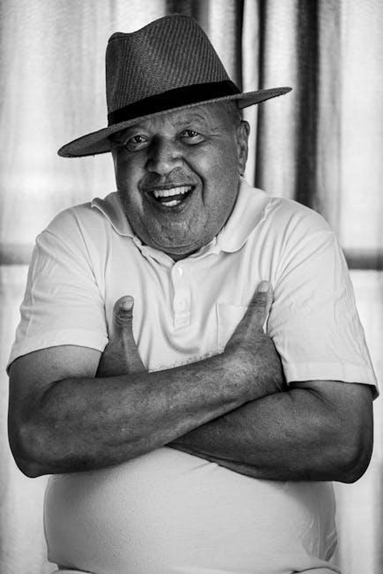 Mi_piace_indossare_abiti_che_non_indosserei_per_andare_a_fare_la_spesa_rRA81mbzZu - Confidenze24 Source: Alex Dos Santos - pexels - Free stock photo of arte urbana, black and white, black and white art