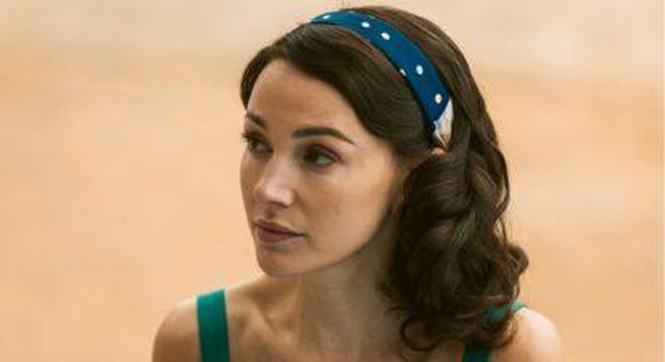 Michelle_Keegan_e_Ten_Pound_Poms_TFYgyYvfXx - Confidenze24 Source: BBC - - Michelle Keegan in Ten Pound Poms