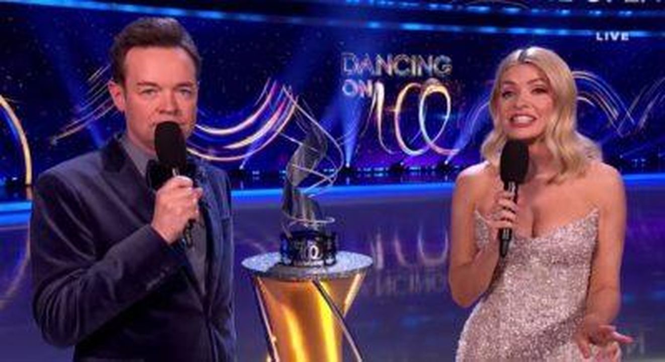 Non_nutriamo_molte_speranze_aZc0iKcZ8n - Confidenze24 Source: ITV - - Stephen Mulhern e Holly Willoughby parlano alla telecamera