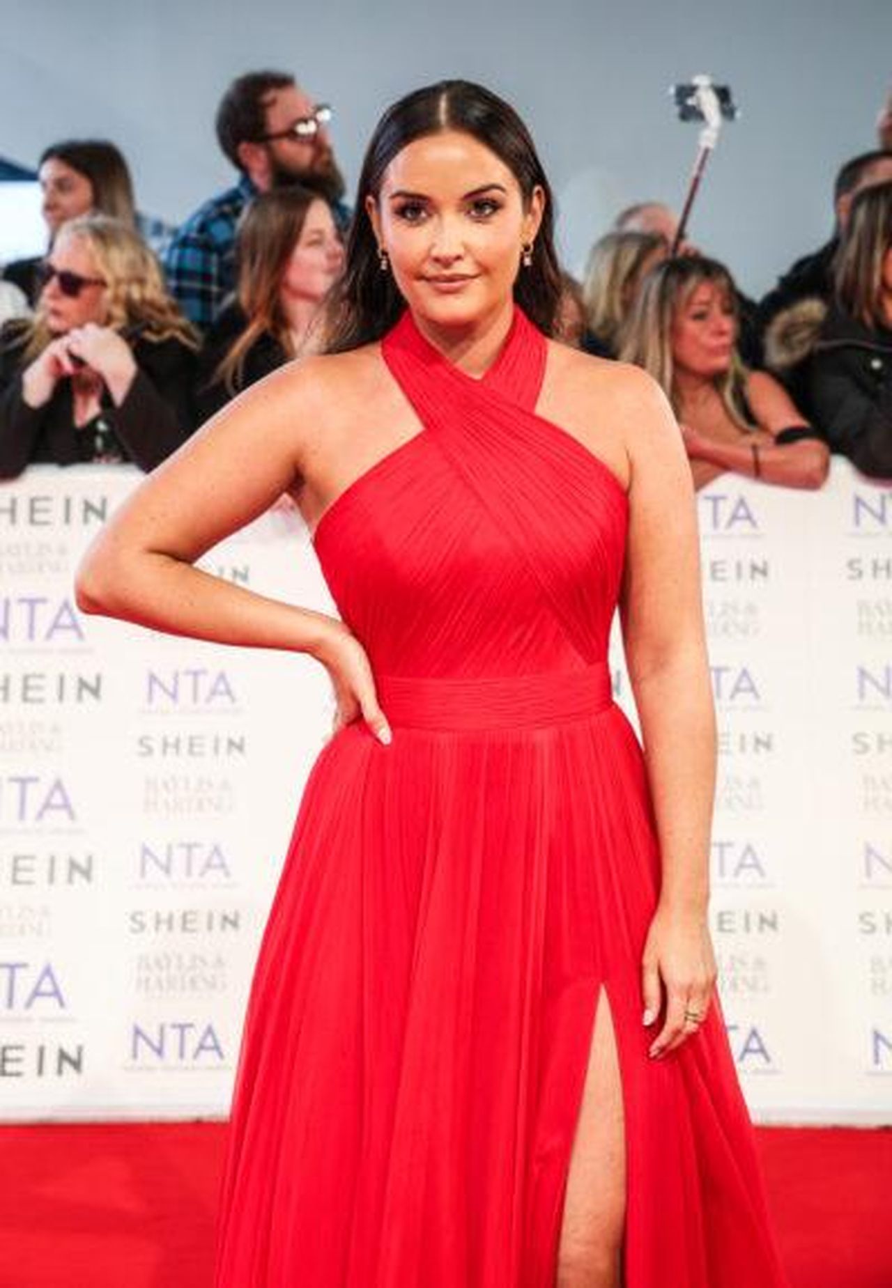 Perch_Jacqueline_e_Dan_si_sono_veramente_separati_r0msEqGfJu - Confidenze24 Source: SplashNews.com - - Jacqueline Jossa ai National Television Awards