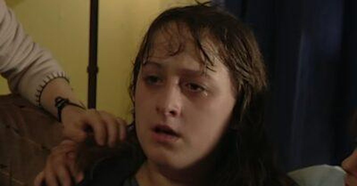 Perch_Jasmine_Armfield_ha_lasciato_EastEnders_6RcmJXyrTJ - Confidenze24 Source: BBC - - Sonia partorisce in EastEnders