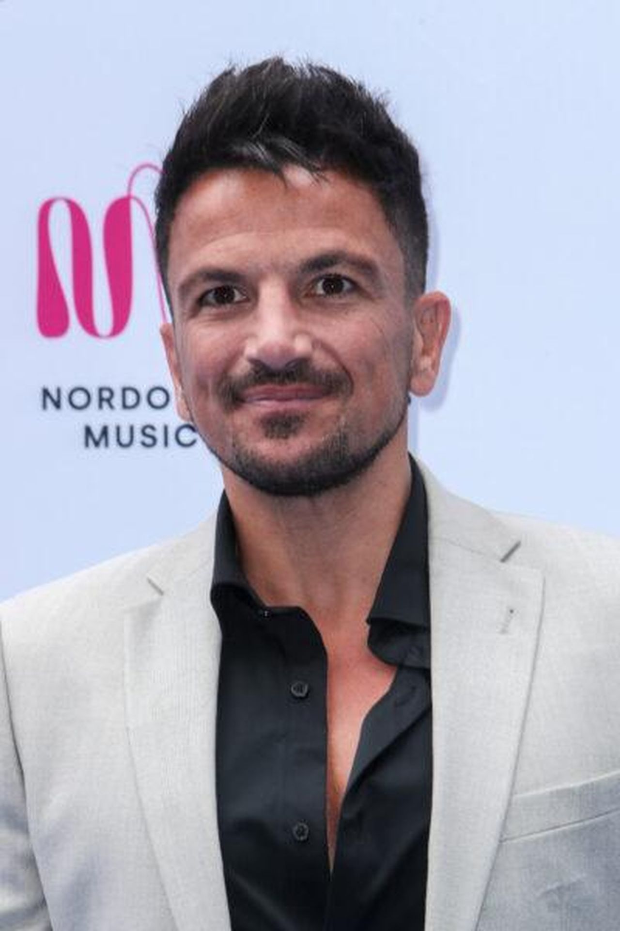 Peter_Andre_D34SaC90UR - Confidenze24 Peter Andre Peter Andre sorridente