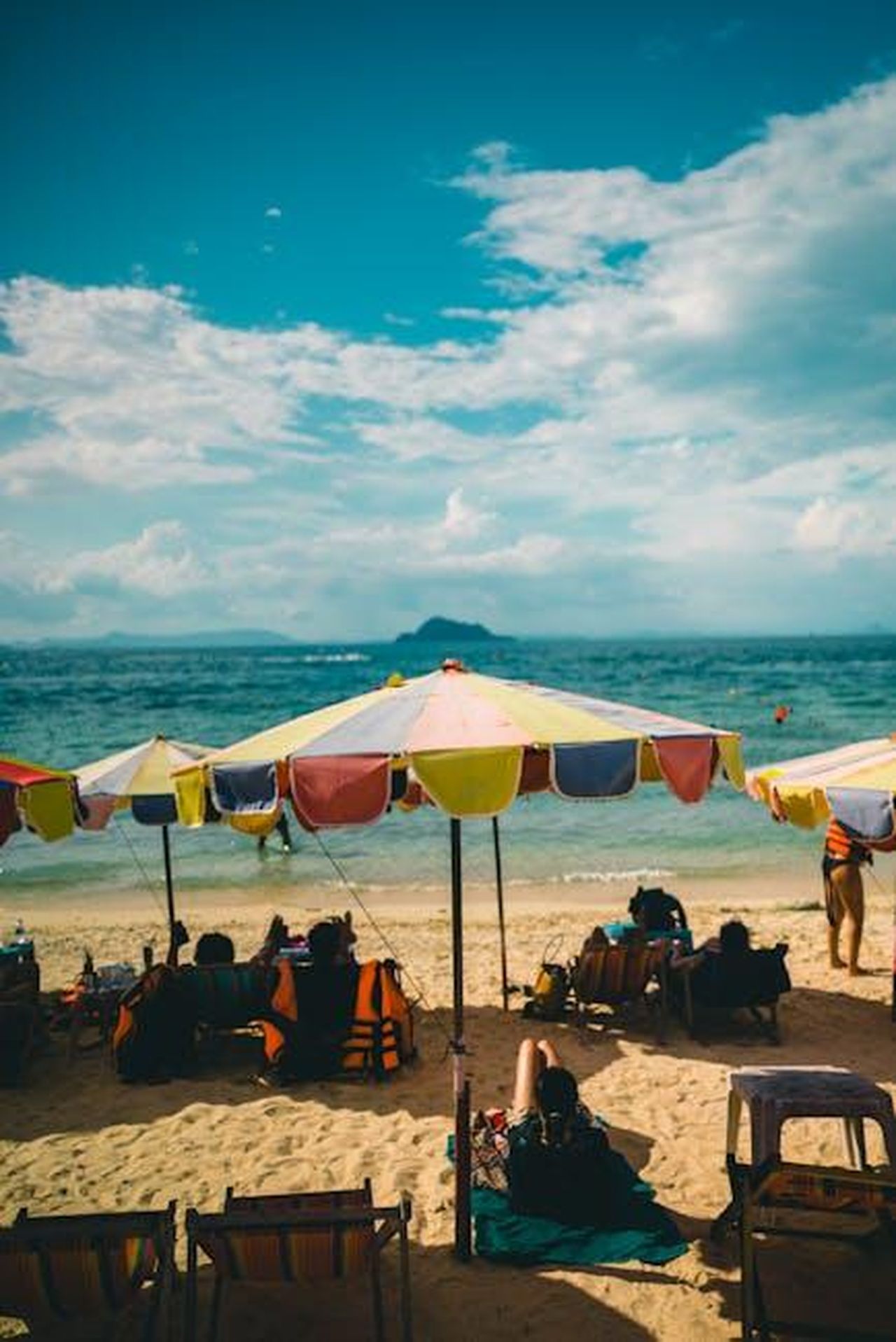 Recensioni_entusiastiche_per_il_Classic_Whip_Sunscreen_0fq4pMvONz - Confidenze24 Source: Ali Kazal - pexels - Vacation in Phuket