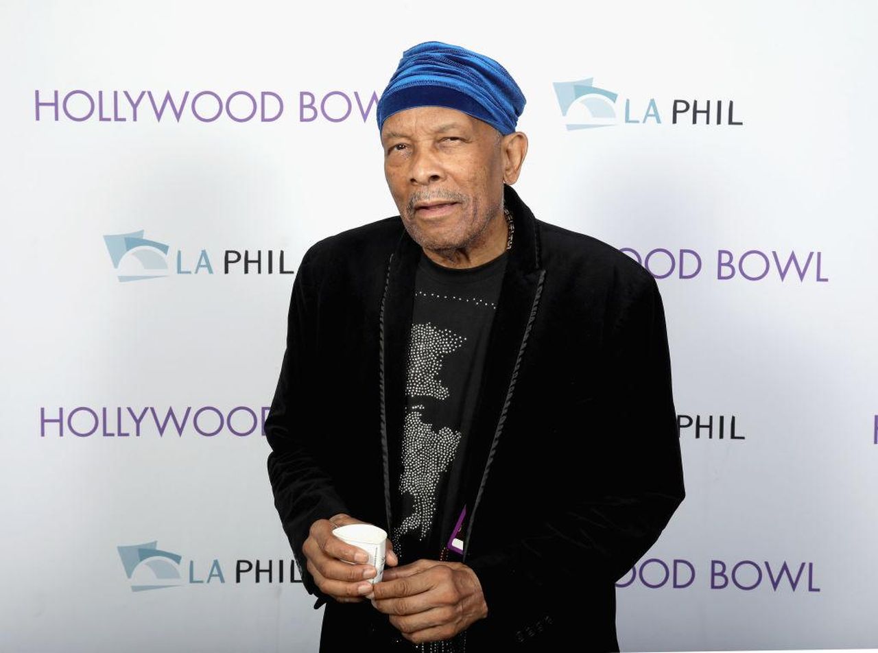 Roy_Ayers_il_leggendario_vibrafonista__morto_a_84_anni_BxcfGOs1eu - Confidenze24 Source: Mathew Imaging - Getty - Hollywood Bowl presenta il 39° anniversario del Playboy Jazz Festival