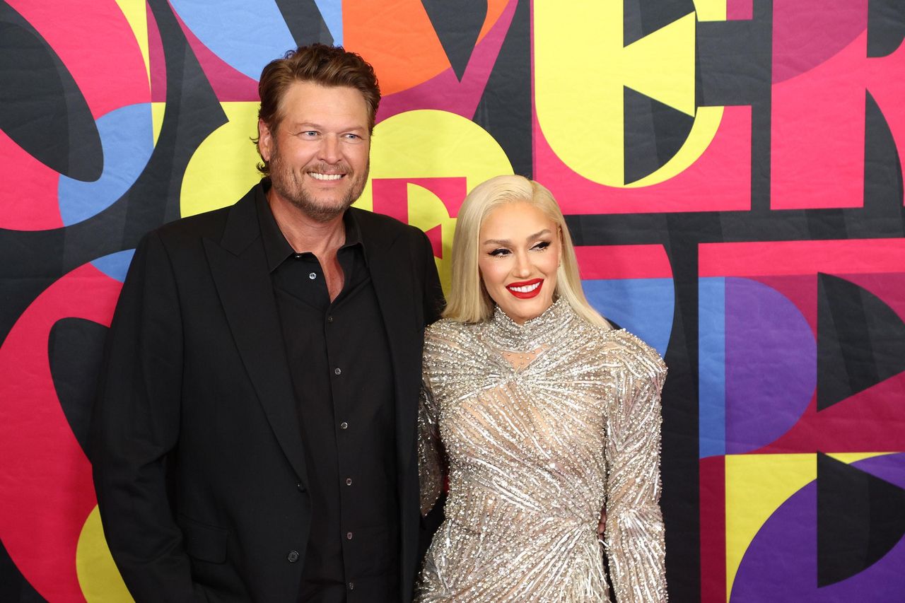 Rumori_di_rottura_alimentati_dalla_nuova_canzone_di_Stefani_xKIfznHvzT - Confidenze24 Source: JA/Everett Collection - SheKnows - Blake Shelton, Gwen Stefani al gala Power of Love