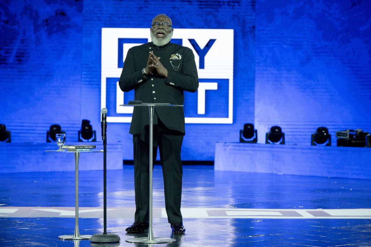 TD_Jakes_Rivela_la_Sua_Emergenza_Medica_del_2024_Coh10Qi7Yb - Confidenze24 Source: Marcus Ingram - Bossip - Cry Out 2024