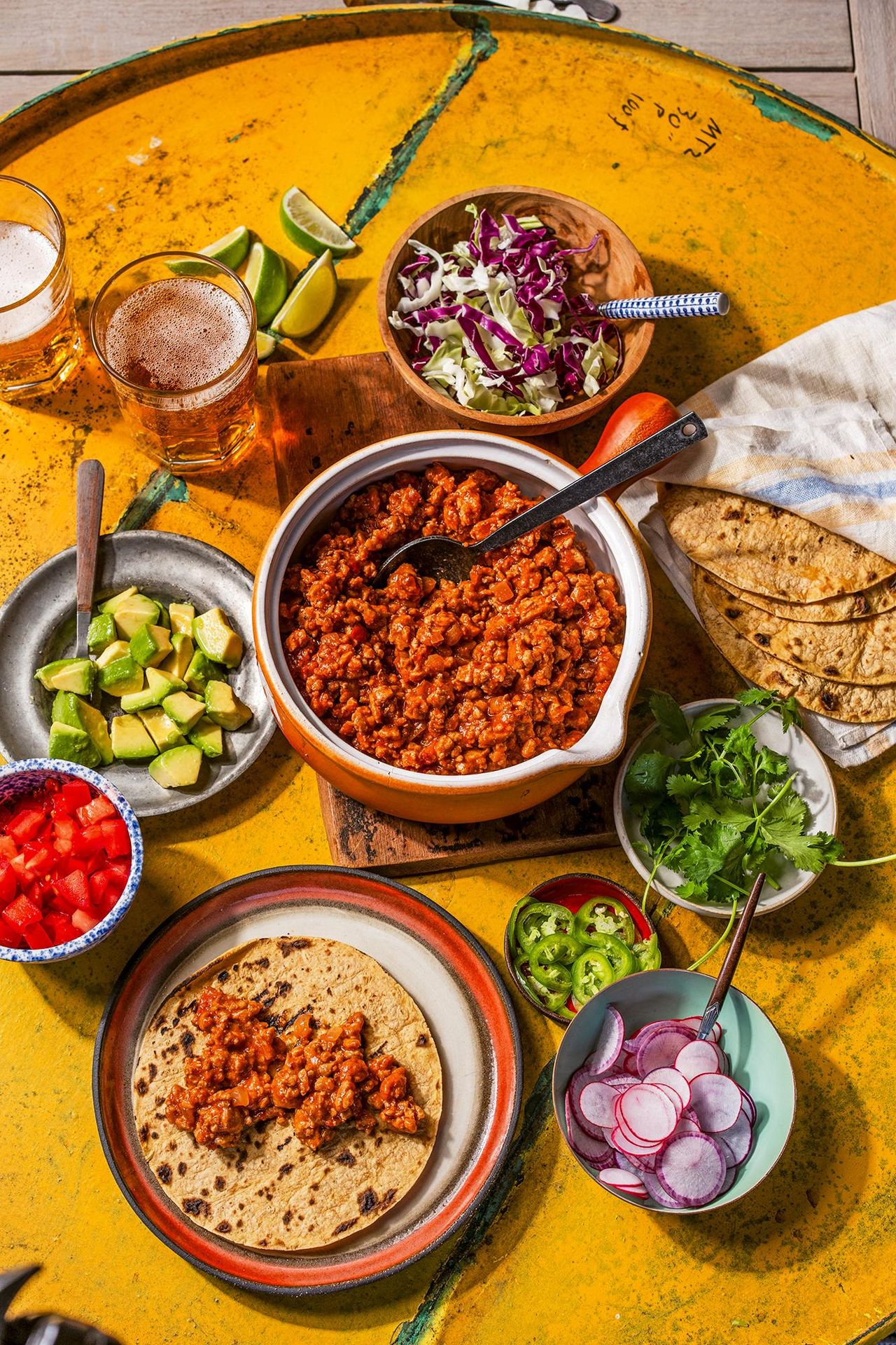Tacos_Sloppy_Joe_vKmnEfKN5S - Confidenze24 Source: Ed Anderson - - Cena all'aperto gustosa e semplice