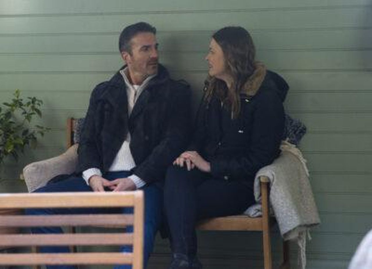 Tracy_riceve_una_visita_twgTOj7rRI - Confidenze24 Tracy riceve una visita Tracy e Tommy