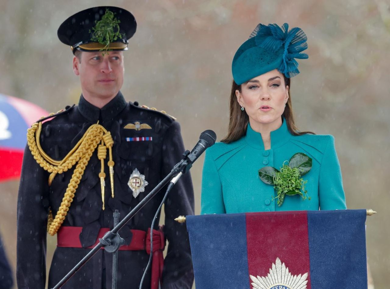 Tradizione_della_parata_del_giorno_di_San_Patrizio_Zf7Kd9OhAy - Confidenze24 Tradizione della parata del giorno di San Patrizio La Principessa Kate durante la parata del giorno di San Patrizio