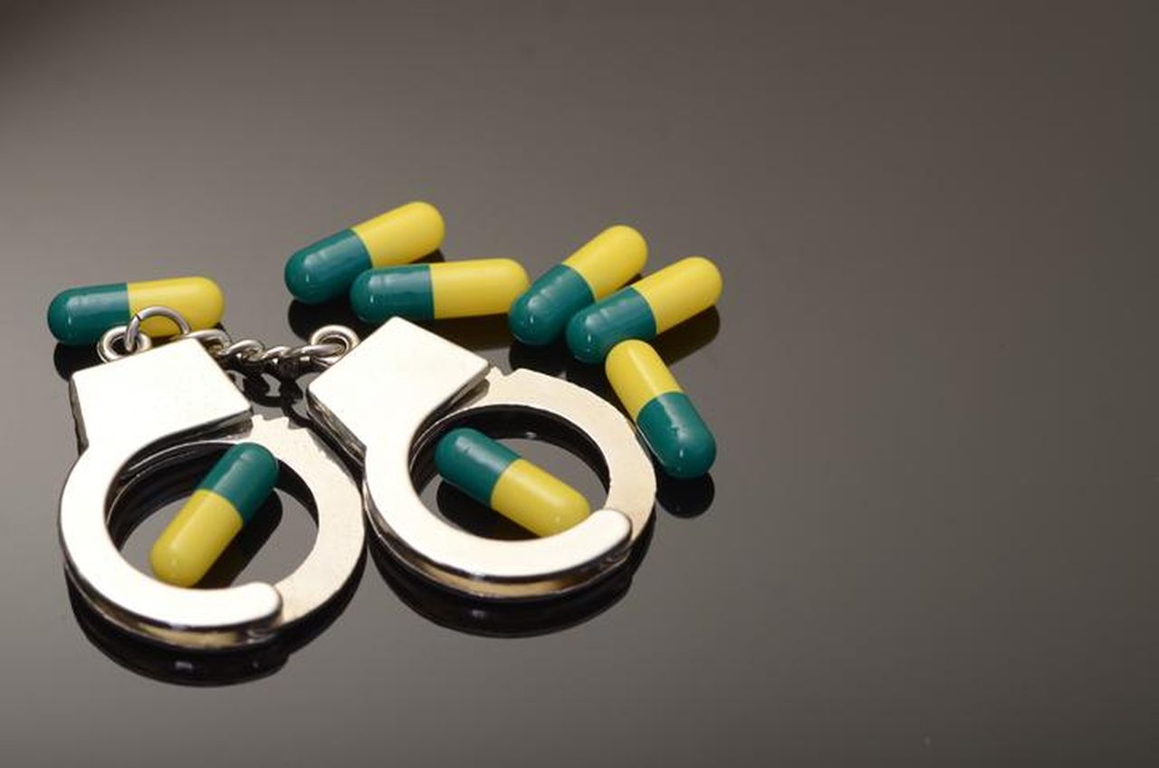 Un_uomo_muore_in_carcere_dopo_aver_negato_le_cure_mediche_BwfURYpUkh - Confidenze24 Source: Abu Hanifah - Bossip - Le conseguenze dell'abuso di pillole