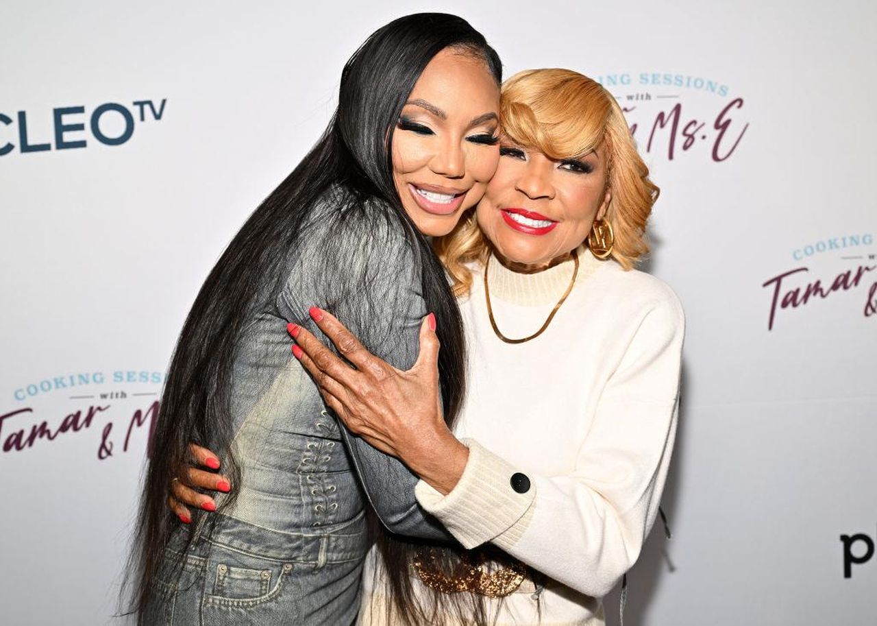 Unanteprima_di_Cooking_Sessions_con_Tamar_e_Ms_E_3MKEdkLmn5 - Confidenze24 Source: Derek White - Getty - Premiere di CLEO TV di 'Cooking Sessions' con Tamar Braxton e Ms. E