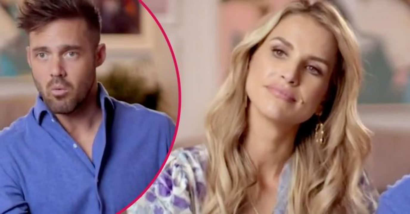 Vogue_Williams_affronta_le_voci_di_separazione_da_Spencer_Matthews_KQQB5MrdGM - Confidenze24 Vogue Williams affronta le voci di separazione da Spencer Matthews Vogue Williams e Spencer Matthews parlano alla telecamera
