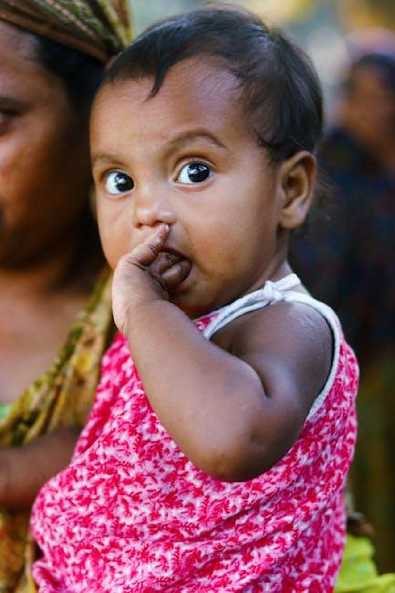 Conoscere_la_differenza_tra_la_loro_storia_e_la_tua_0kw5i1gPzq - Confidenze24 Source: Mirza Sifat Ahmed - pexels - Kids Of Bangladesh