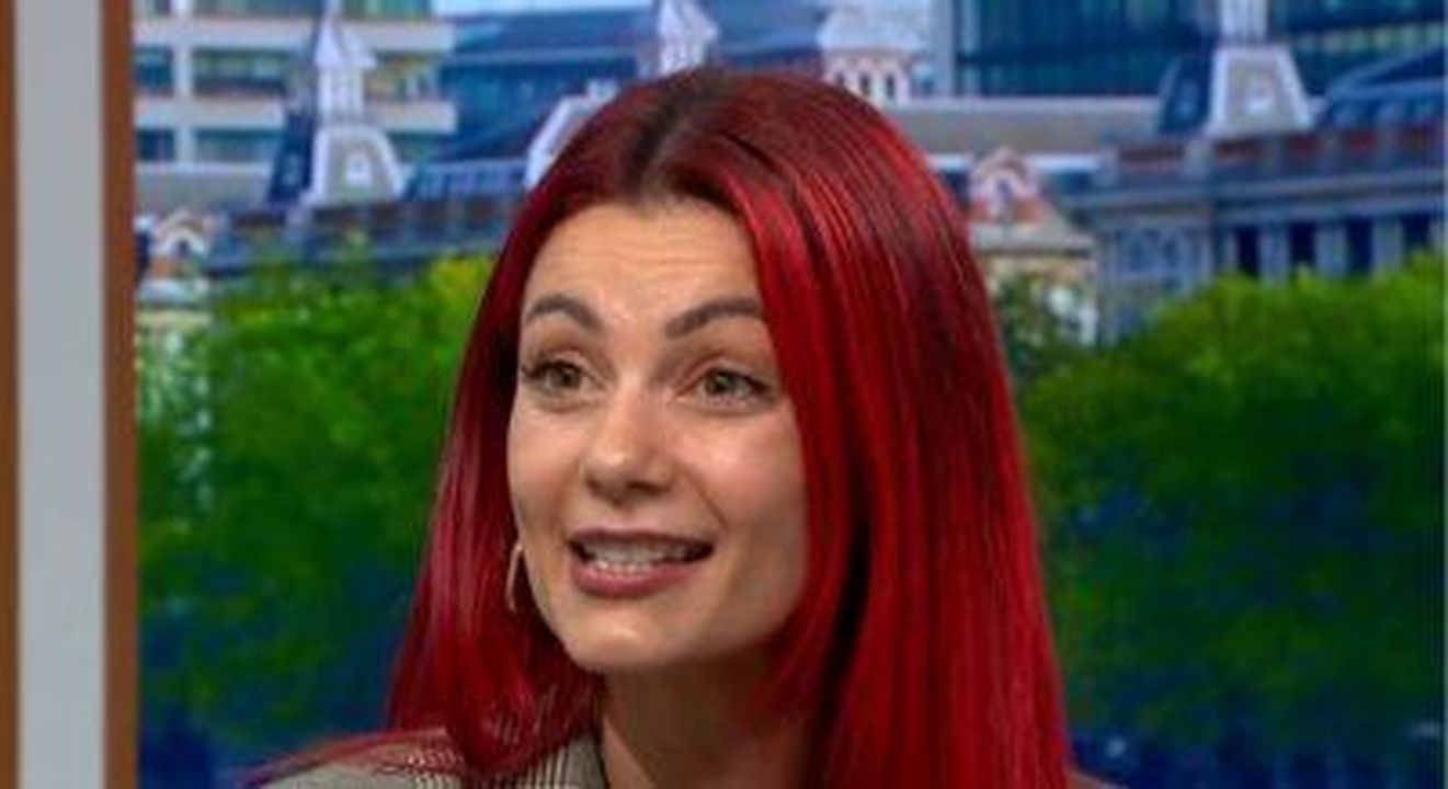 Dianne_Buswell_non_fidanzata_con_Joe_Sugg_kZlHwswdqG - Confidenze24 Source: ITV - - Dianne su GMB