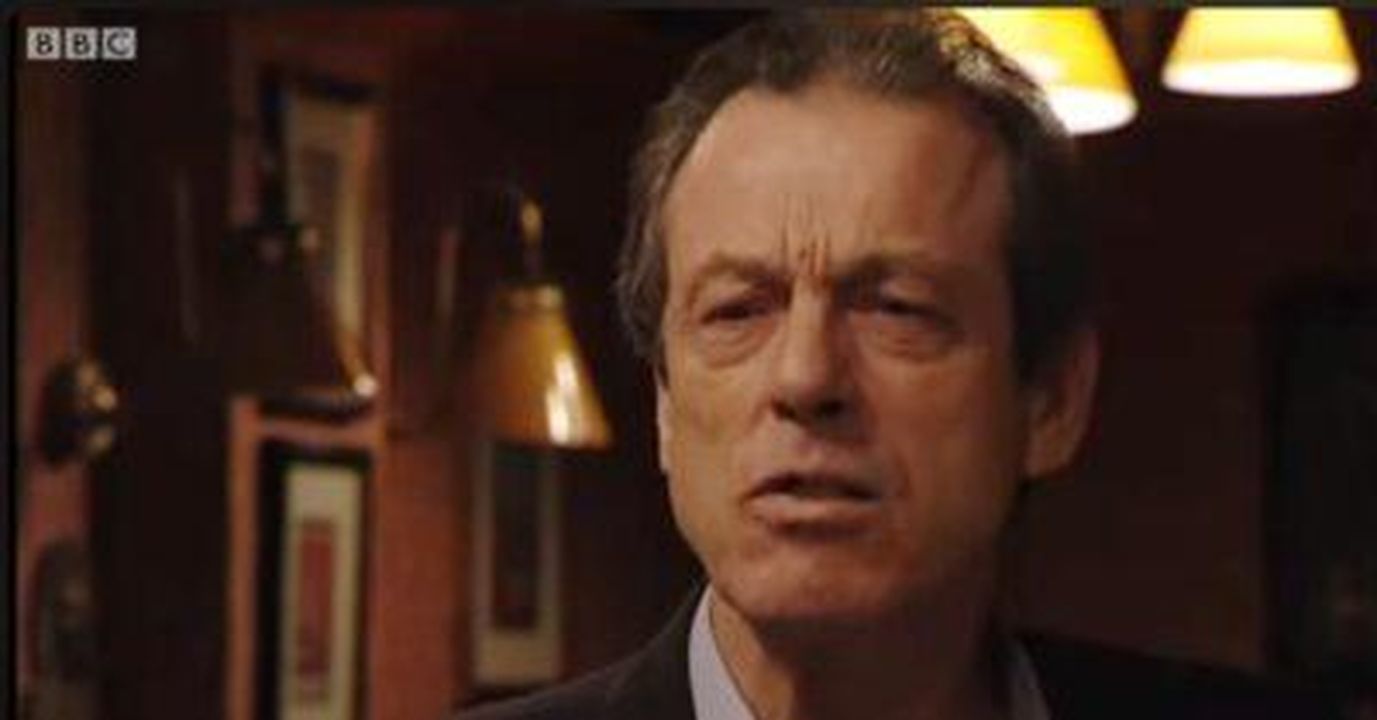 Quando__tornata_Vicki_a_EastEnders_lHe92YaFhx - Confidenze24 Quando è tornata Vicki a EastEnders? Den in un episodio di Classic EastEnders